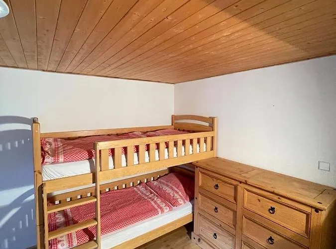 招待所 Hejmovka *